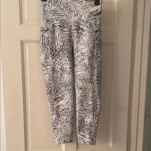 Abstract Patterned Leggings